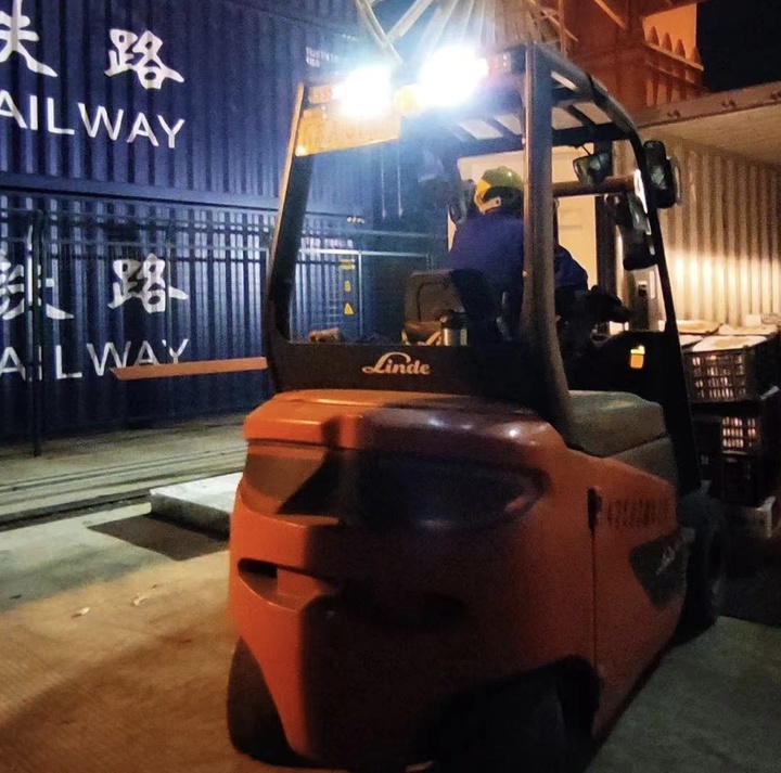 疫情牽動你我，轎鐵冠暉供應鏈，與“滬”同行，共克難關